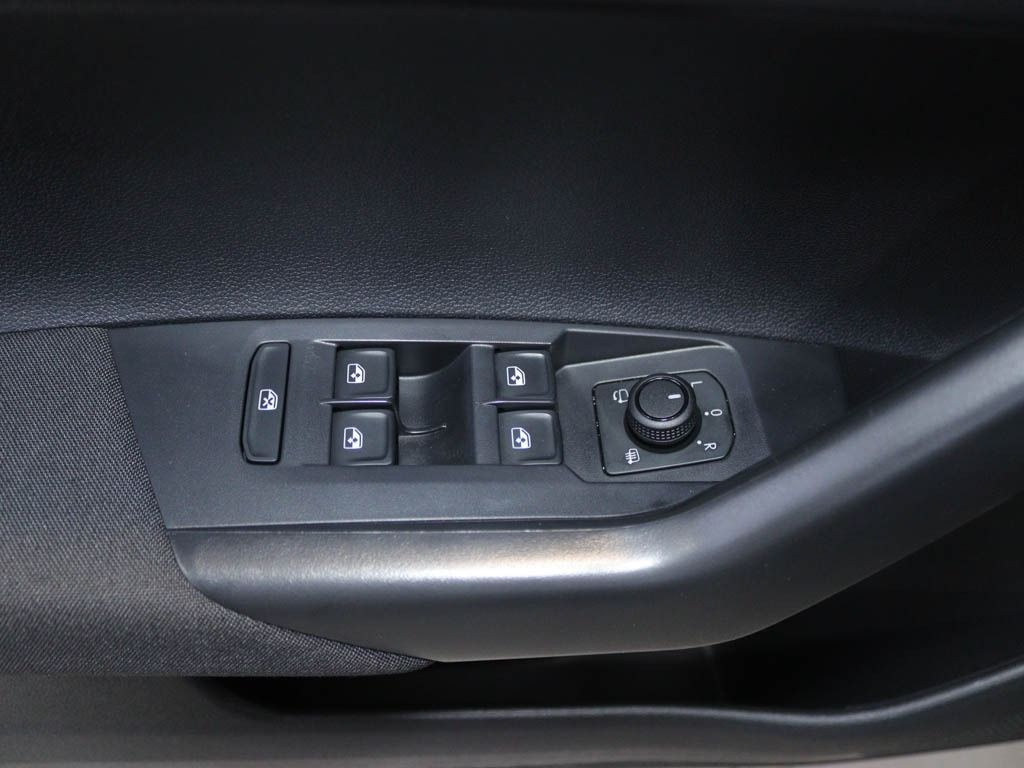 volkswagen-taigo-2025-gasolina-999cc