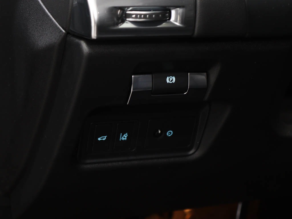 jaguar-e-pace-2018-diesel-1999cc
