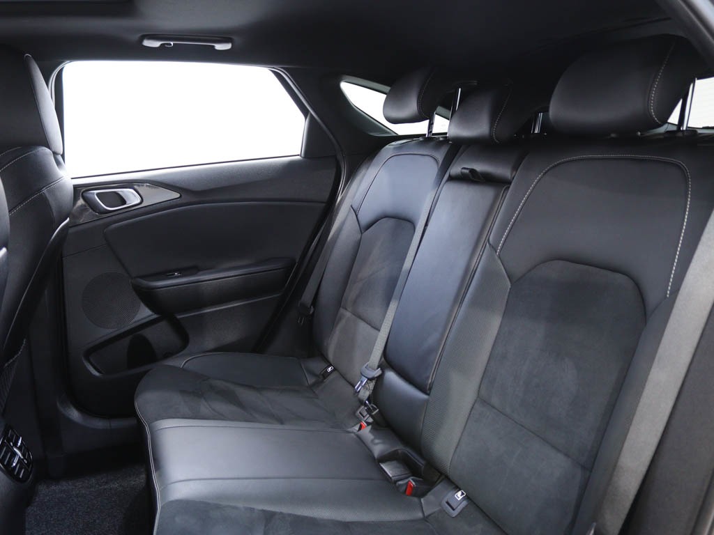 kia-ceed-sportswagon-2021-diesel-1598cc