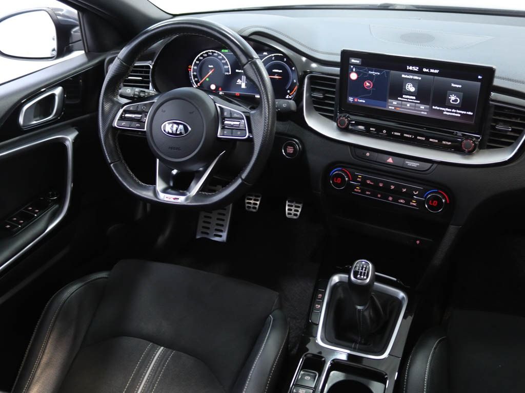 kia-ceed-sportswagon-2021-diesel-1598cc