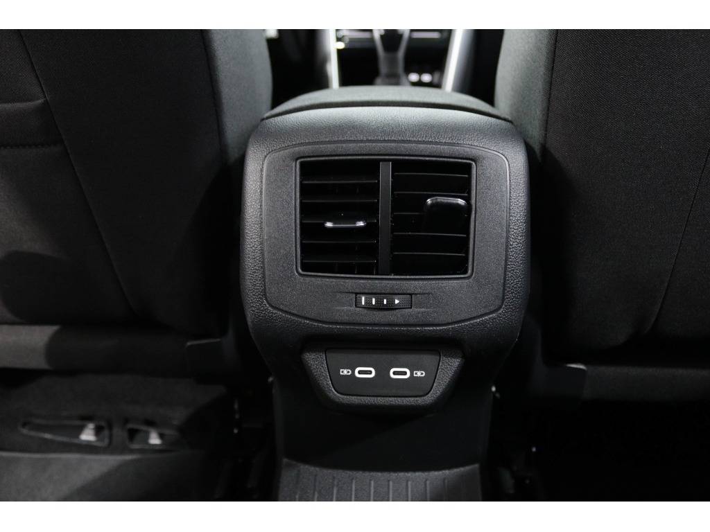volkswagen-t-roc-2024-gasolina-999cc