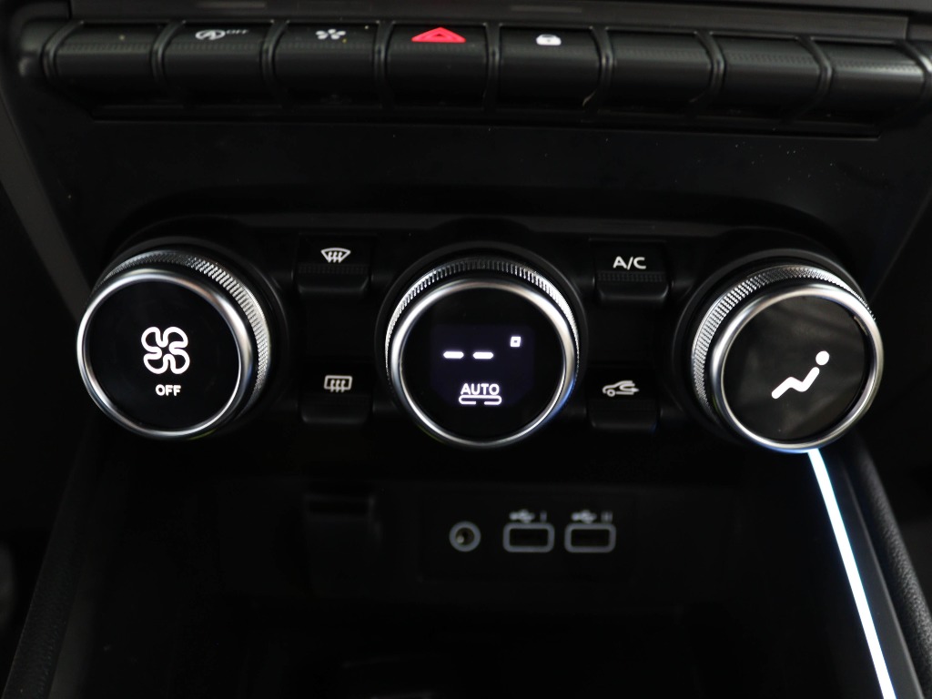 renault-clio-2024-gpl-999cc