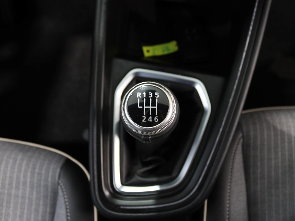 renault-clio-2024-gpl-999cc