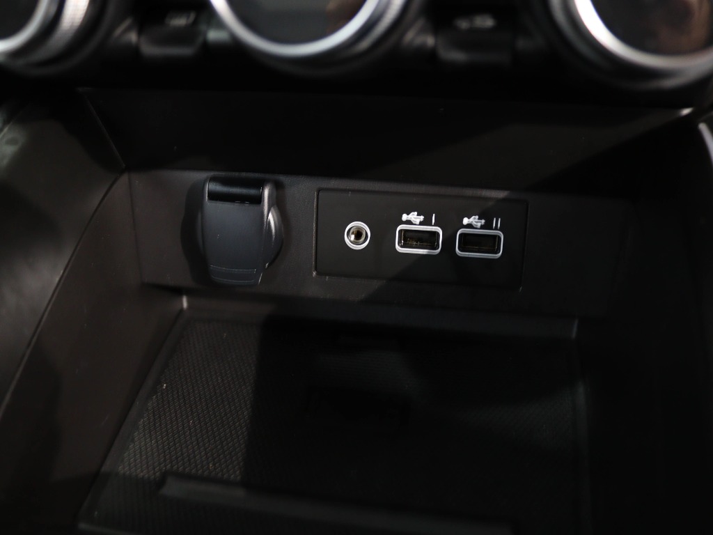 renault-clio-2024-gpl-999cc