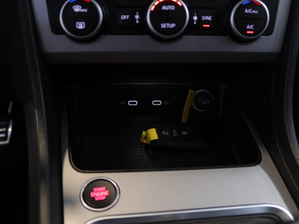 seat-ateca-2022-gasolina-999cc