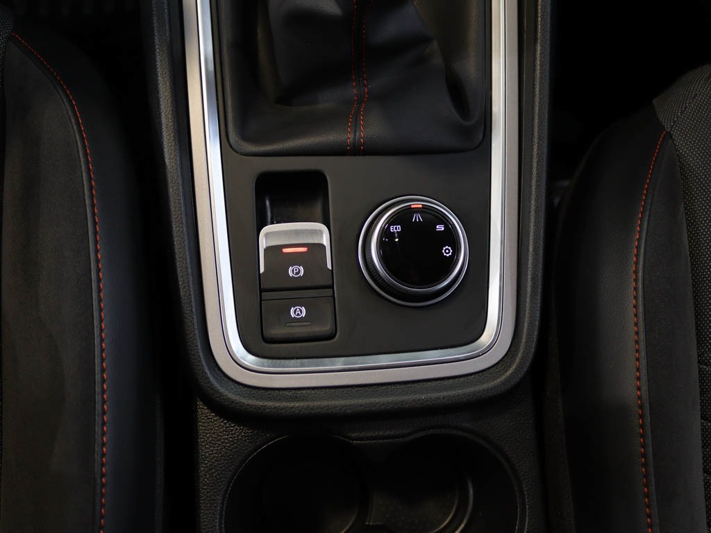 seat-ateca-2022-gasolina-999cc