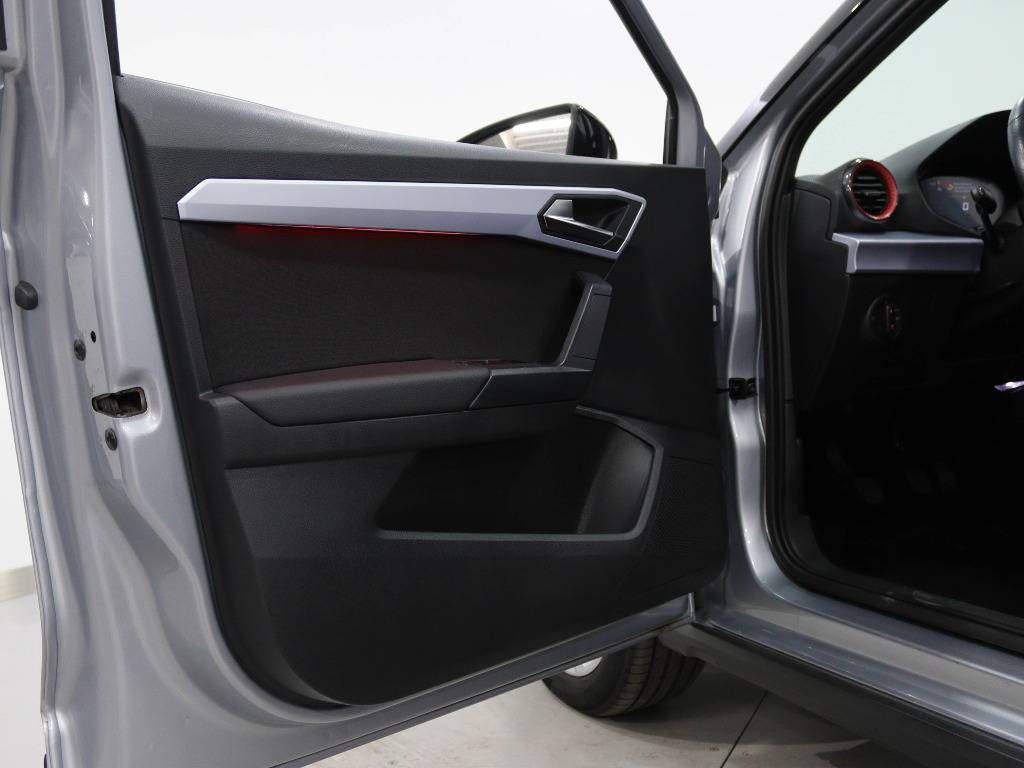 seat-arona-2024-gasolina-999cc