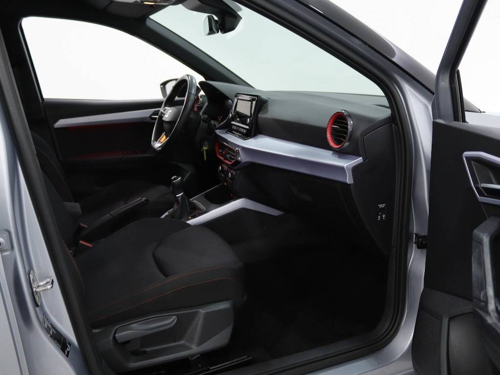 seat-arona-2024-gasolina-999cc