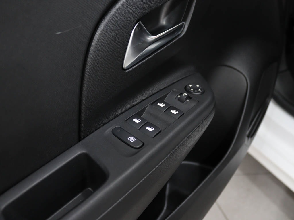 opel-corsa-2025-gasolina-1199cc