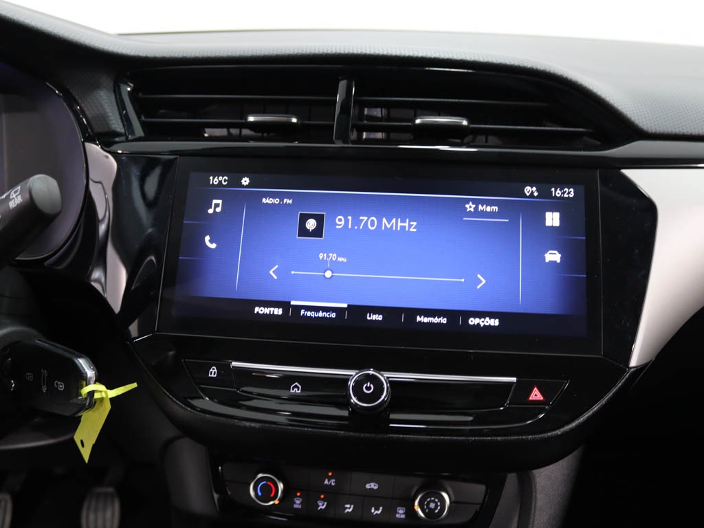 opel-corsa-2025-gasolina-1199cc