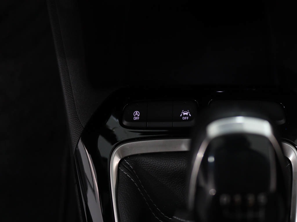 opel-corsa-2025-gasolina-1199cc