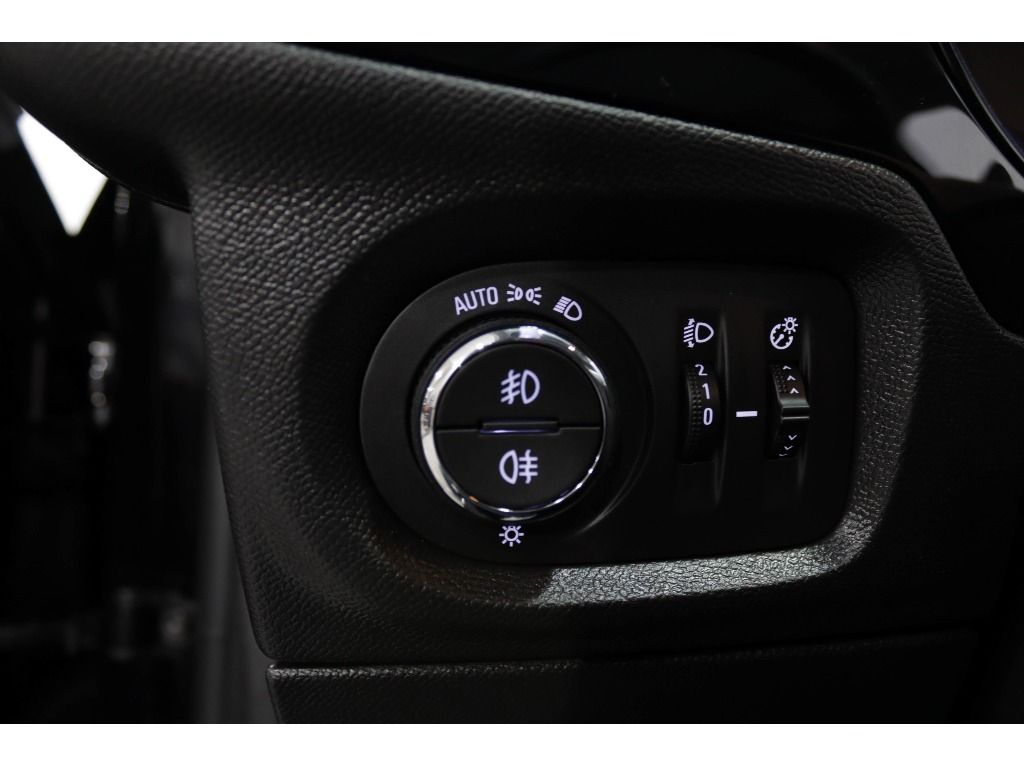 opel-corsa-2025-gasolina-1199cc