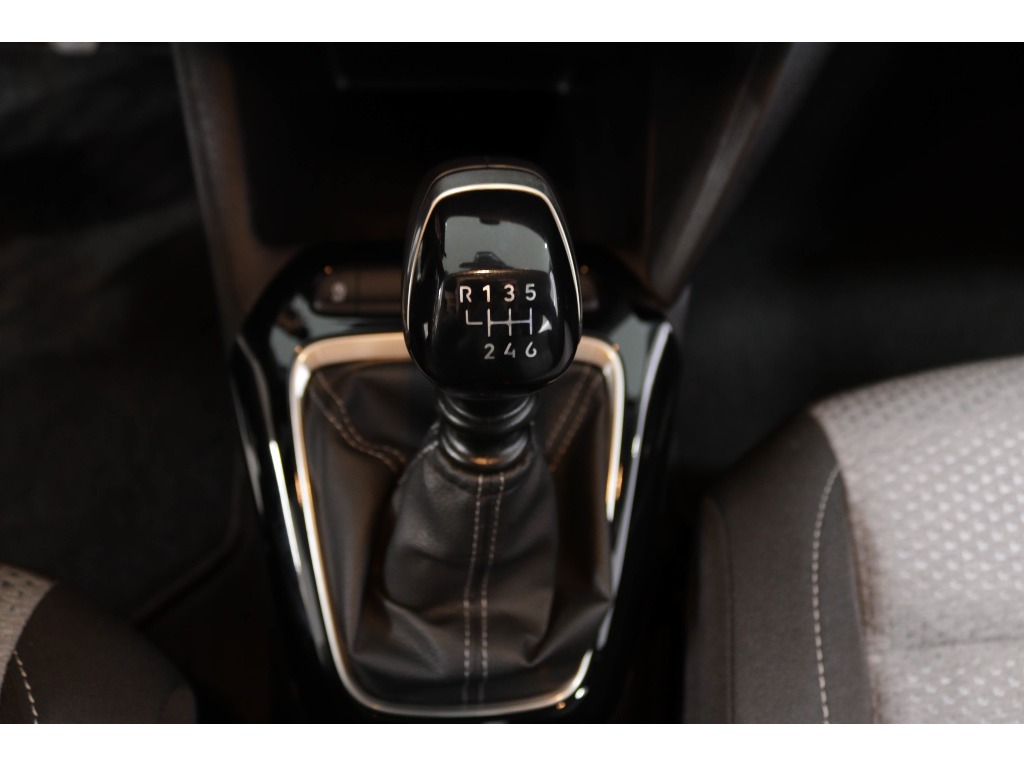 opel-corsa-2025-gasolina-1199cc