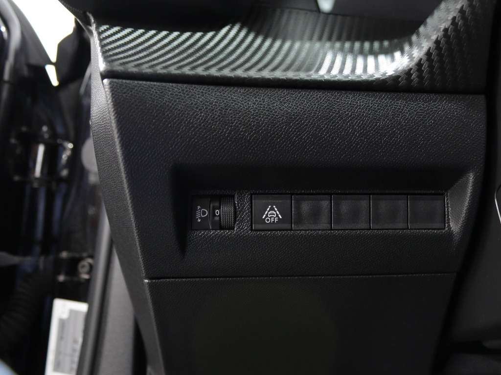 peugeot-2008-2020-diesel-1499cc