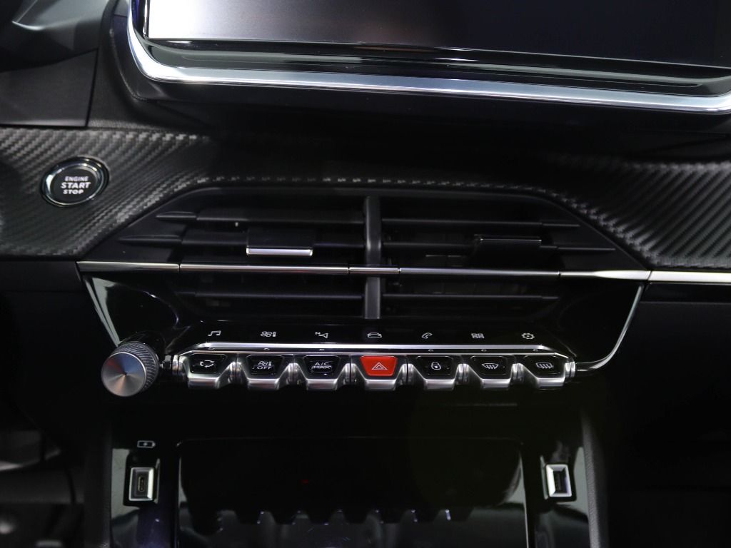 peugeot-2008-2020-diesel-1499cc