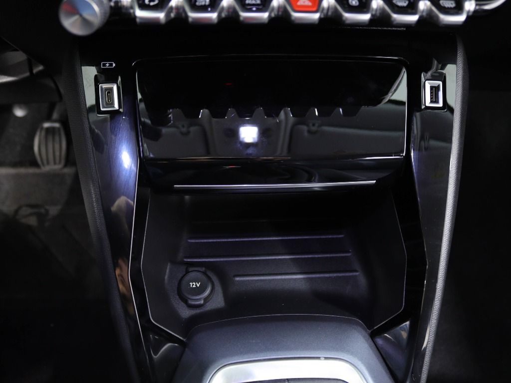 peugeot-2008-2020-diesel-1499cc