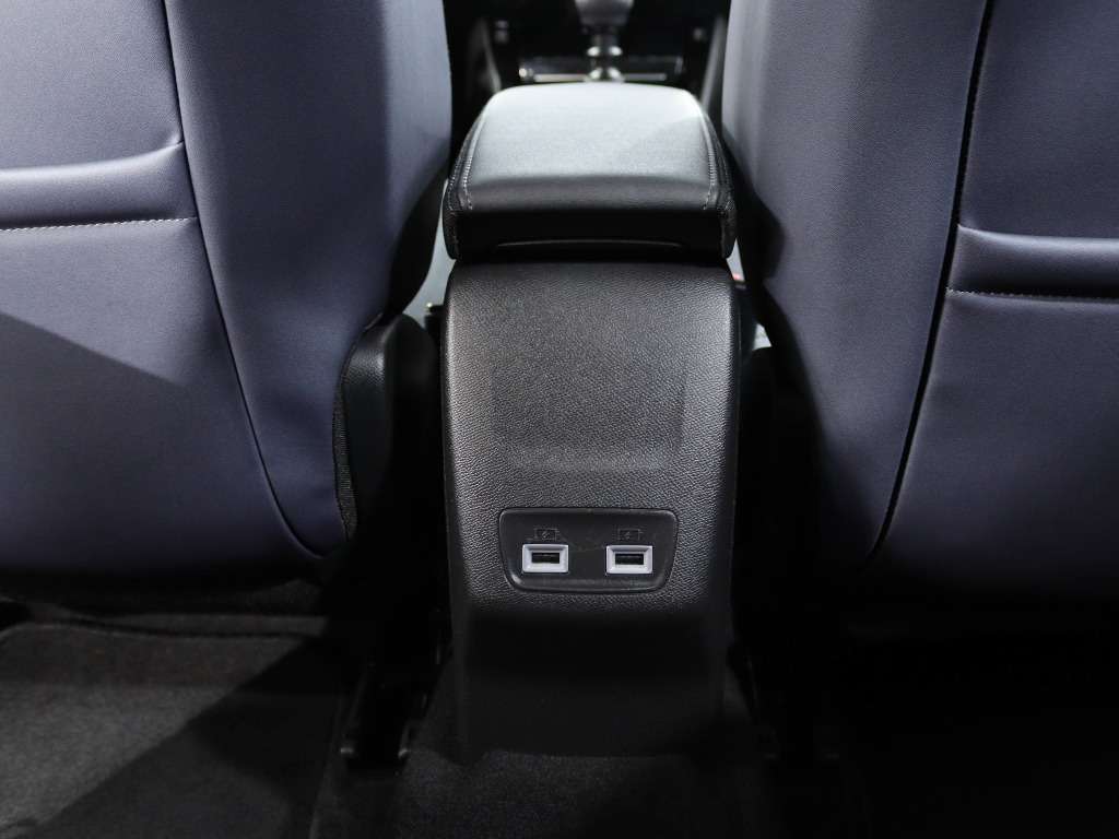 peugeot-2008-2020-diesel-1499cc