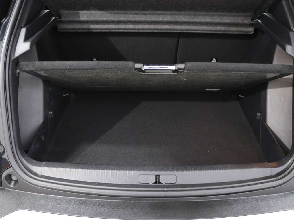 peugeot-2008-2020-diesel-1499cc