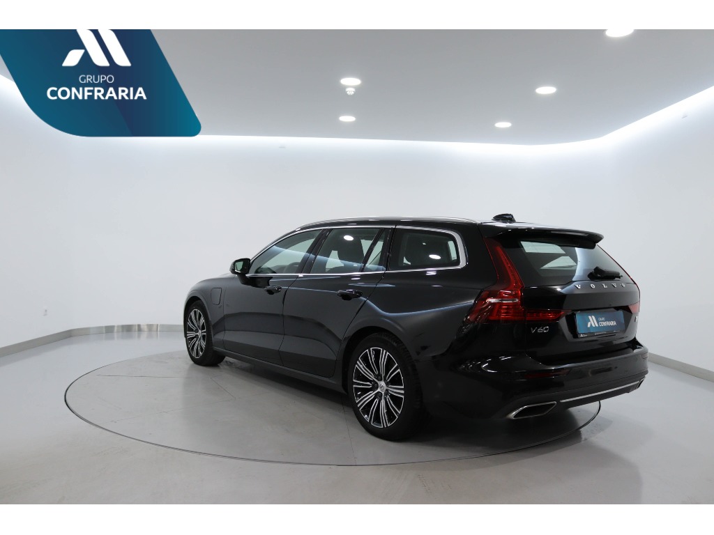 volvo-v60-2022-hibrido-a-gasolina-1969cc