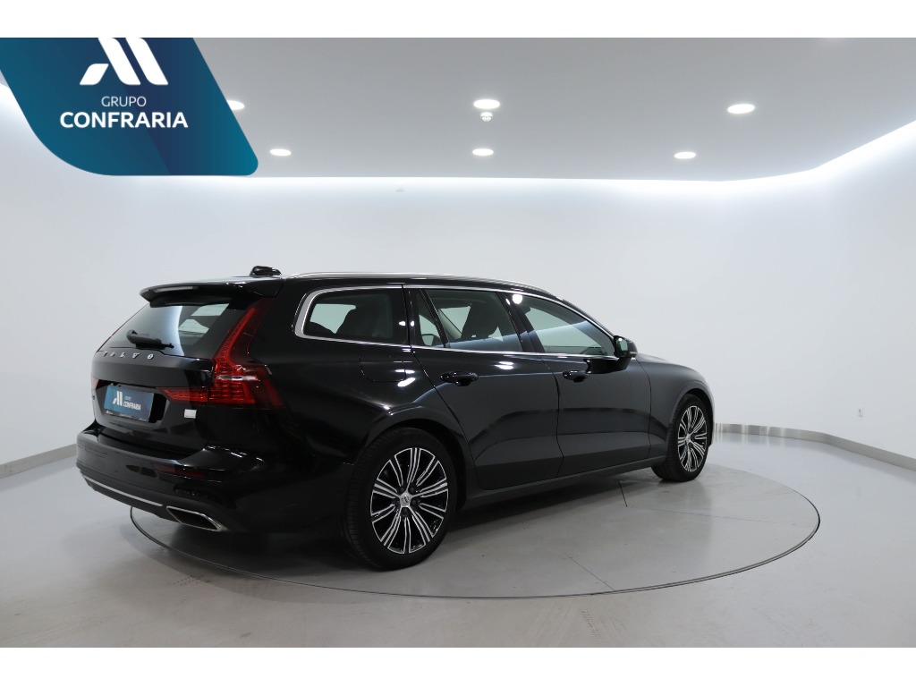 volvo-v60-2022-hibrido-a-gasolina-1969cc