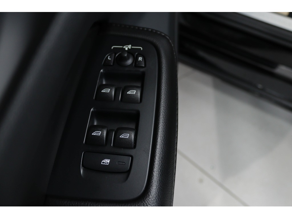 volvo-v60-2022-hibrido-a-gasolina-1969cc
