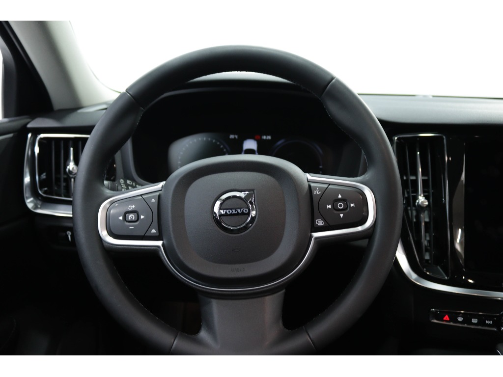 volvo-v60-2022-hibrido-a-gasolina-1969cc