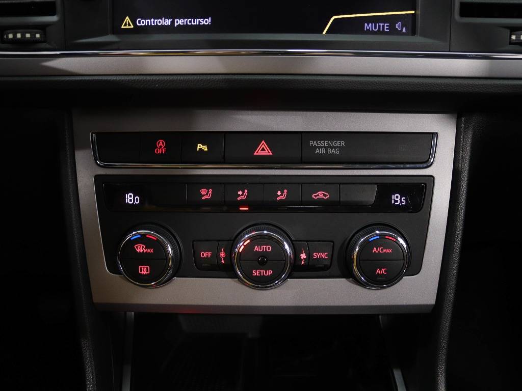 seat-leon-2017-diesel-1598cc