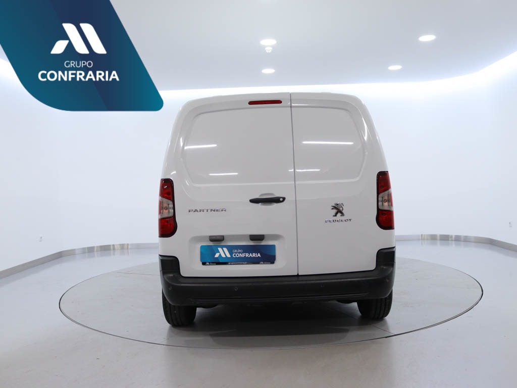 peugeot-partner-2023-diesel-1499cc