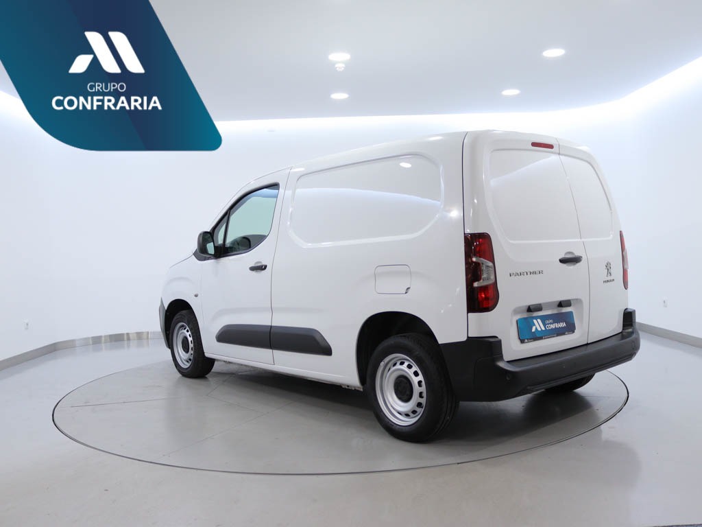 peugeot-partner-2023-diesel-1499cc