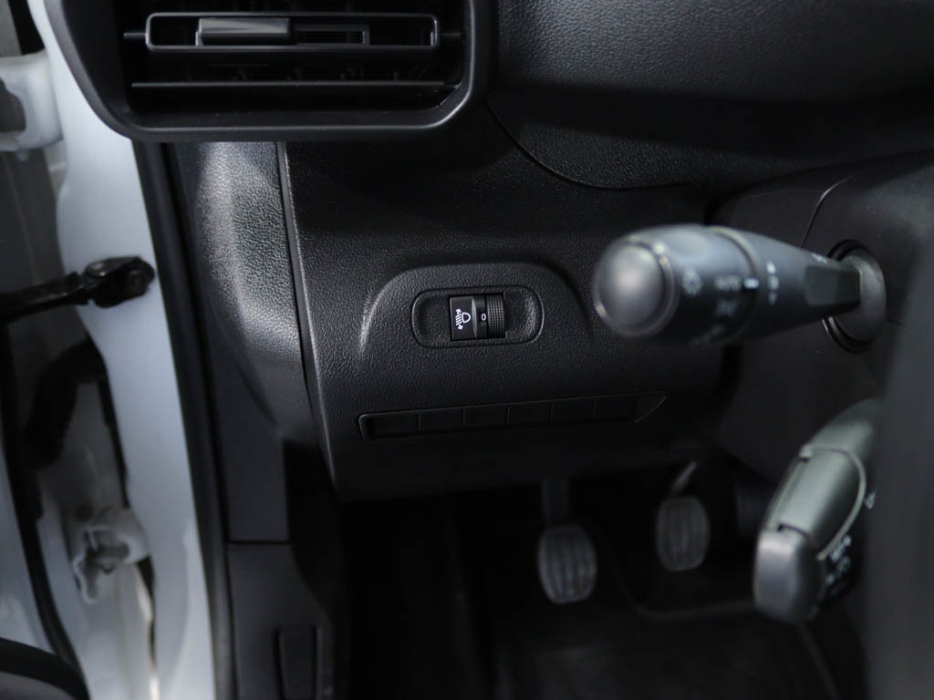 peugeot-partner-2023-diesel-1499cc
