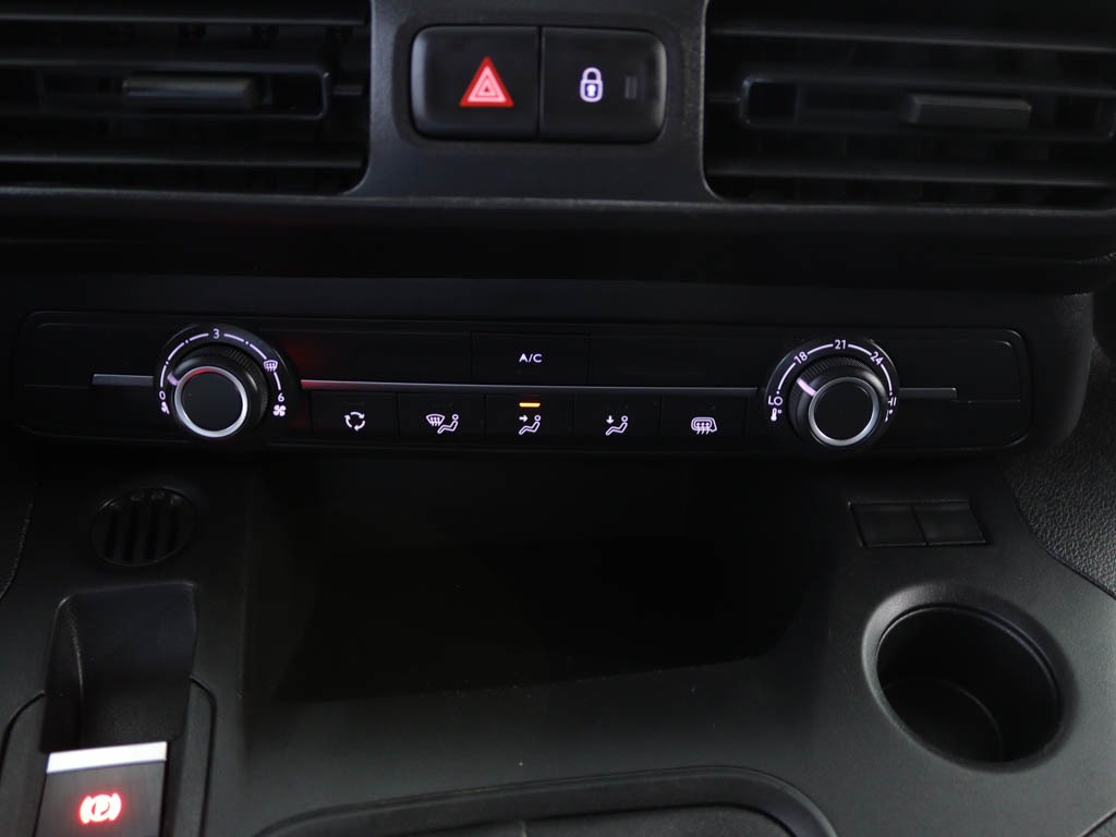peugeot-partner-2023-diesel-1499cc