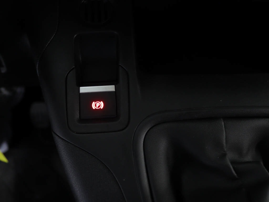 peugeot-partner-2023-diesel-1499cc
