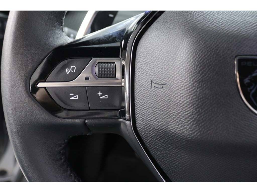 peugeot-2008-2025-hibrido-a-gasolina-1199cc