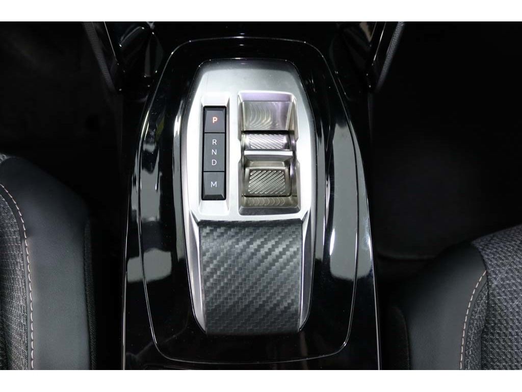 peugeot-2008-2025-hibrido-a-gasolina-1199cc
