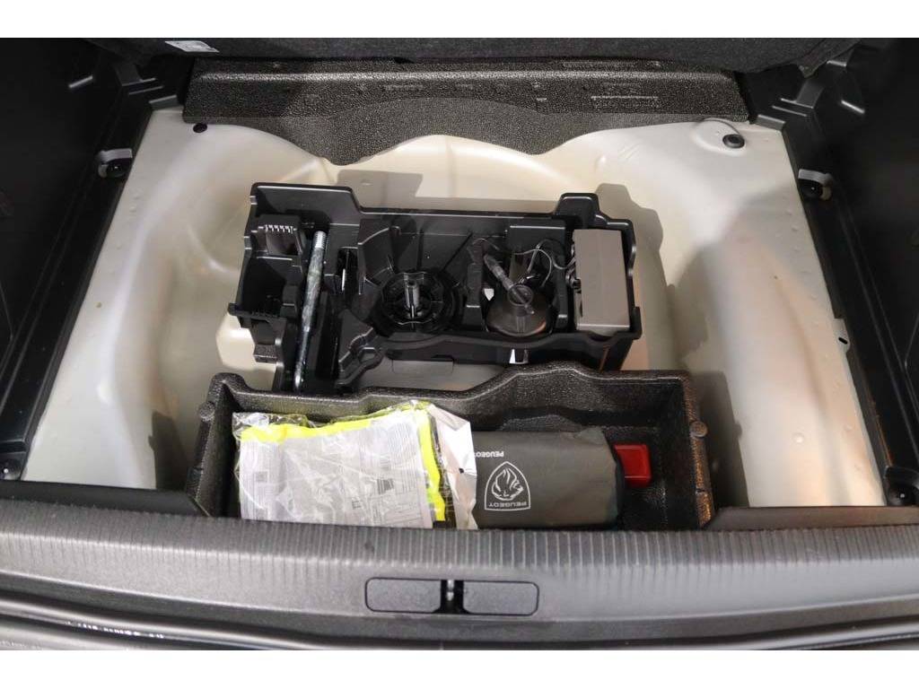 peugeot-2008-2025-hibrido-a-gasolina-1199cc
