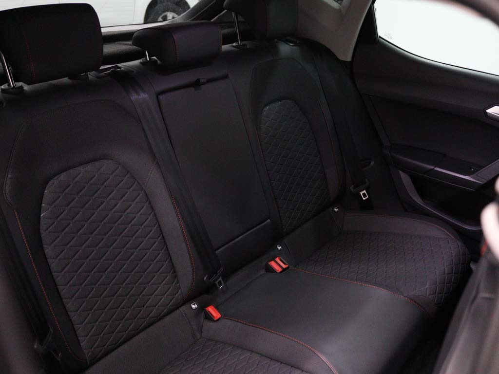 seat-leon-2024-gasolina-999cc