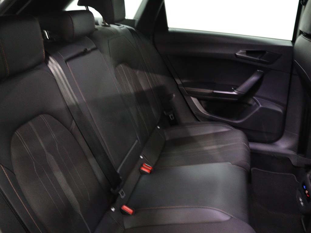 cupra-leon-sportstourer-2024-gasolina-1498cc
