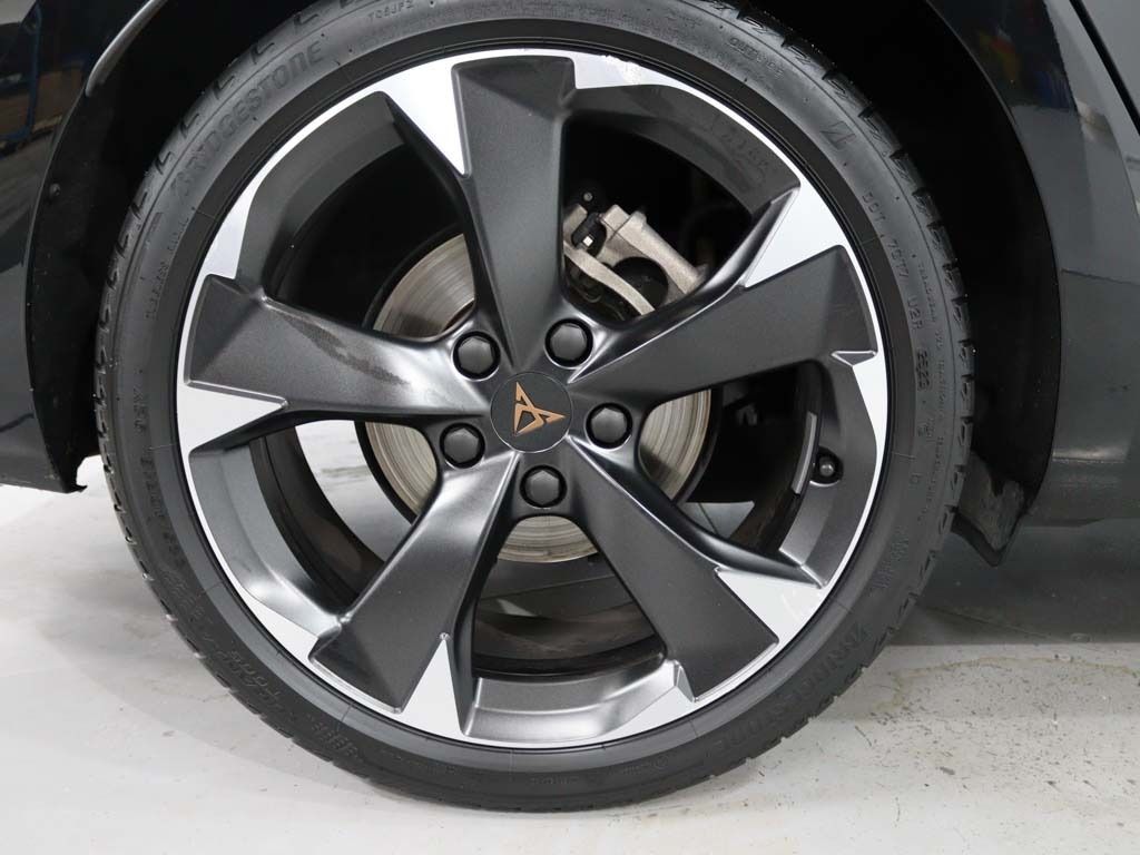 cupra-leon-sportstourer-2024-gasolina-1498cc