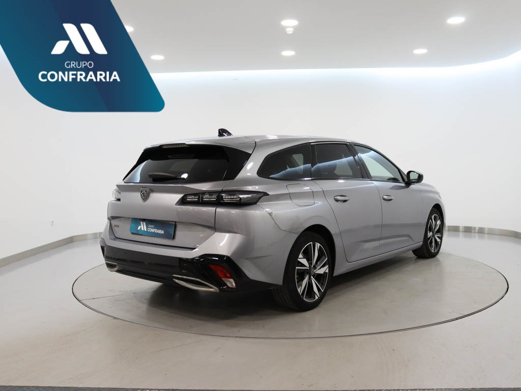 peugeot-308-sw-2022-diesel-1499cc