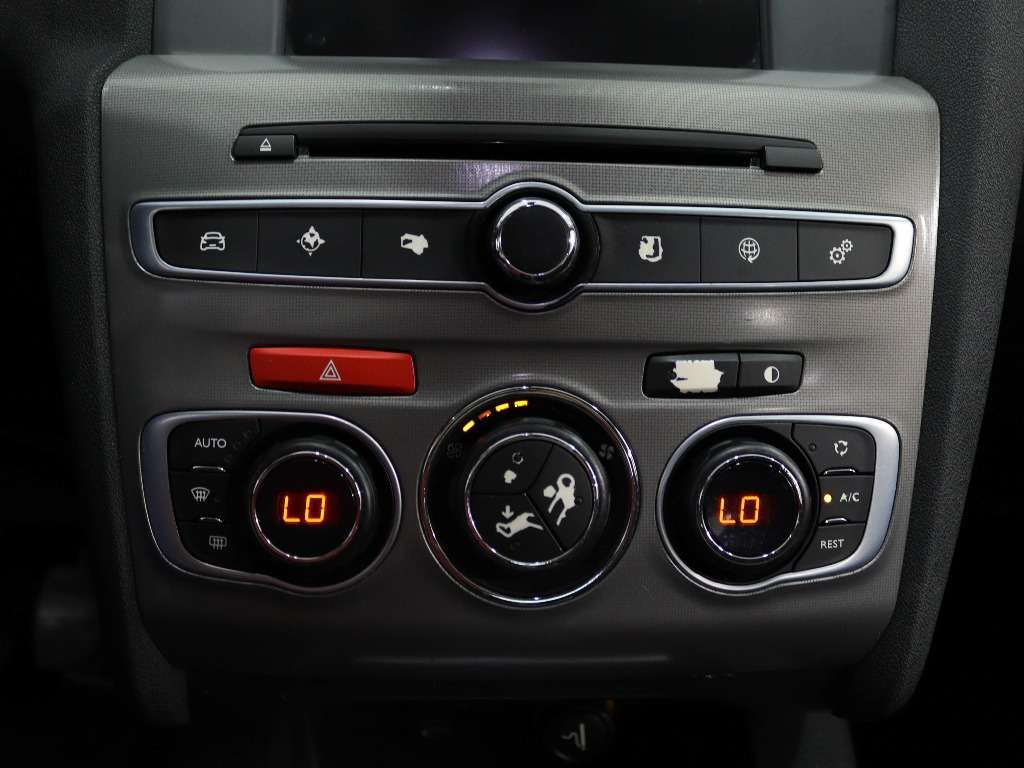 citroen-c4-2015-diesel-1560cc