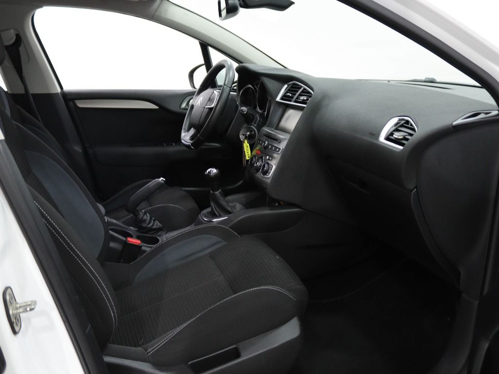 citroen-c4-2015-diesel-1560cc