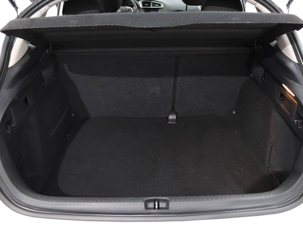 citroen-c4-2015-diesel-1560cc