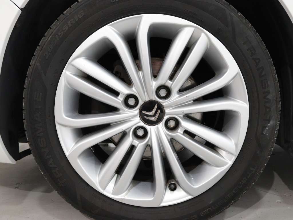 citroen-c4-2015-diesel-1560cc