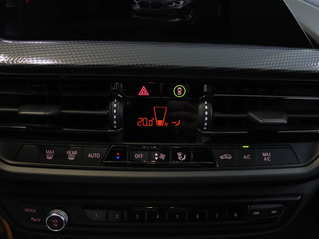 bmw-serie-1-2021-diesel-1496cc