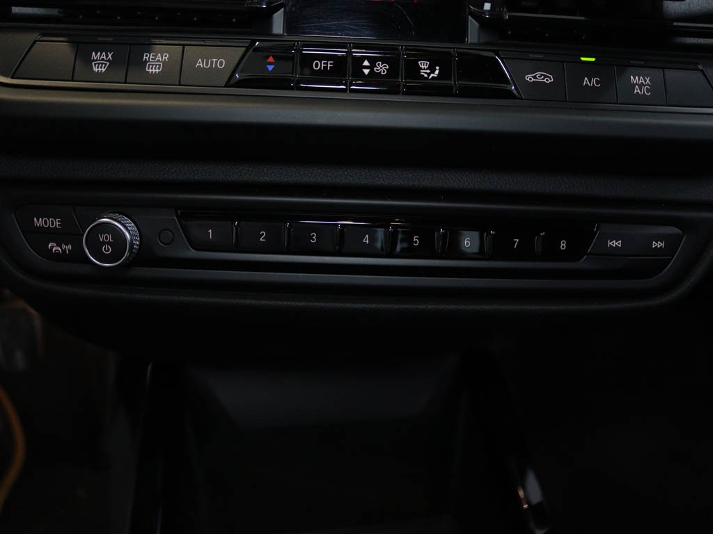 bmw-serie-1-2021-diesel-1496cc