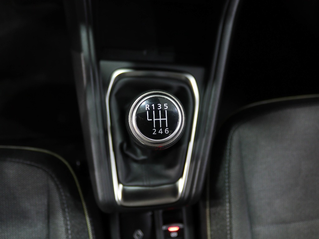 renault-captur-2025-gasolina-999cc