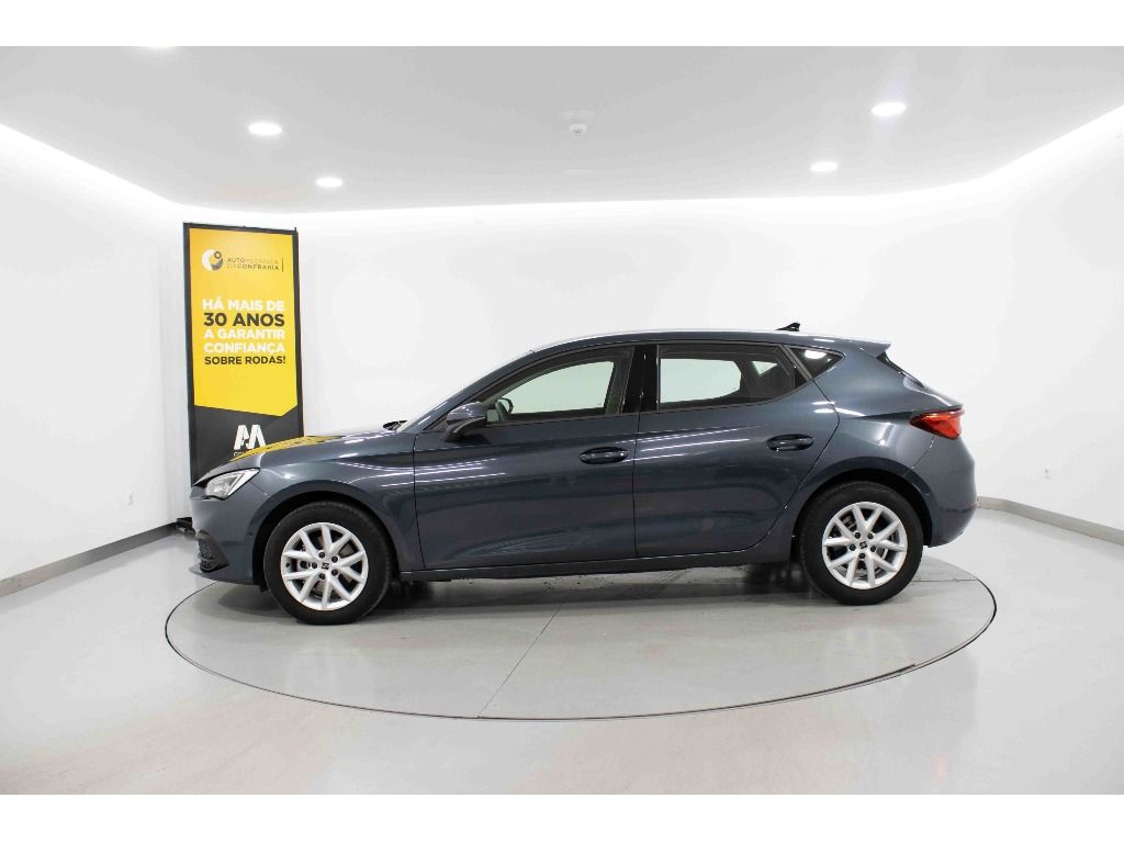 seat-leon-2023-gasolina-999cc