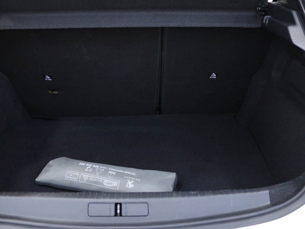 peugeot-208-2020-diesel-1499cc