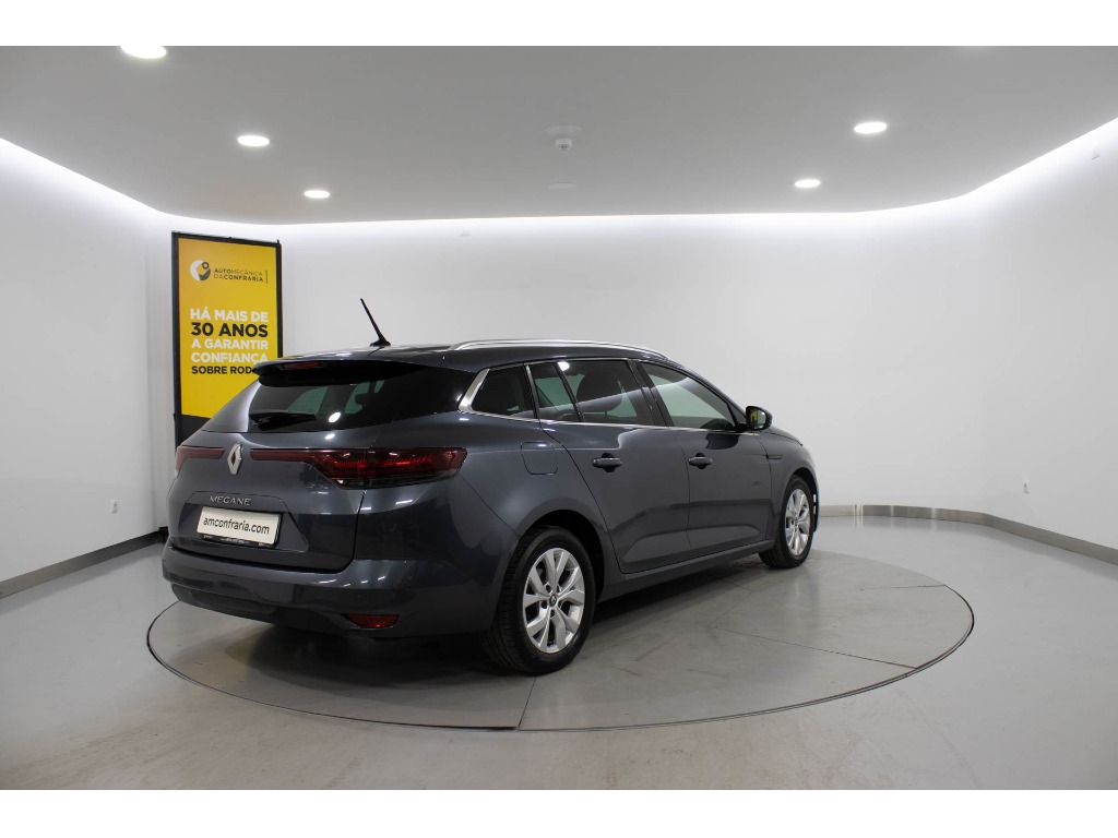 renault-megane-sport-tourer-2021-diesel-1461cc