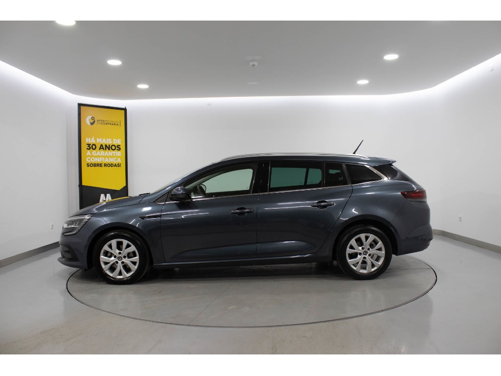 renault-megane-sport-tourer-2021-diesel-1461cc